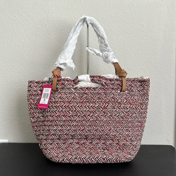 VINCE CAMUTO VC ZANE TO ZANE TOTE LIGHT OAK - Picture 3 of 7